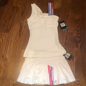 Nike Asymmetrical Tennis Set NWT XS